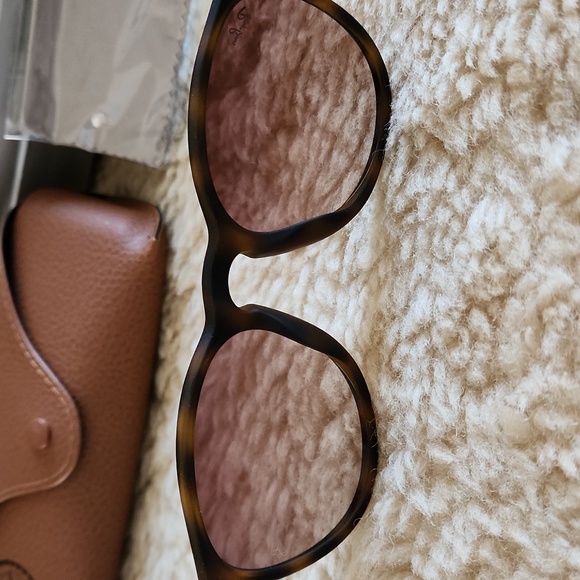 NWT IOB Ray Ban Erika Havana Tortoise Framed Women's Sunglasses 😎 - Picture 8 of 16